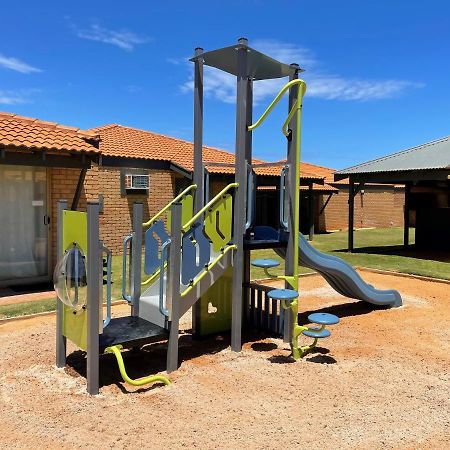 Geraldton'S Ocean West Holiday Units & Short Stay Accommodation Exteriör bild